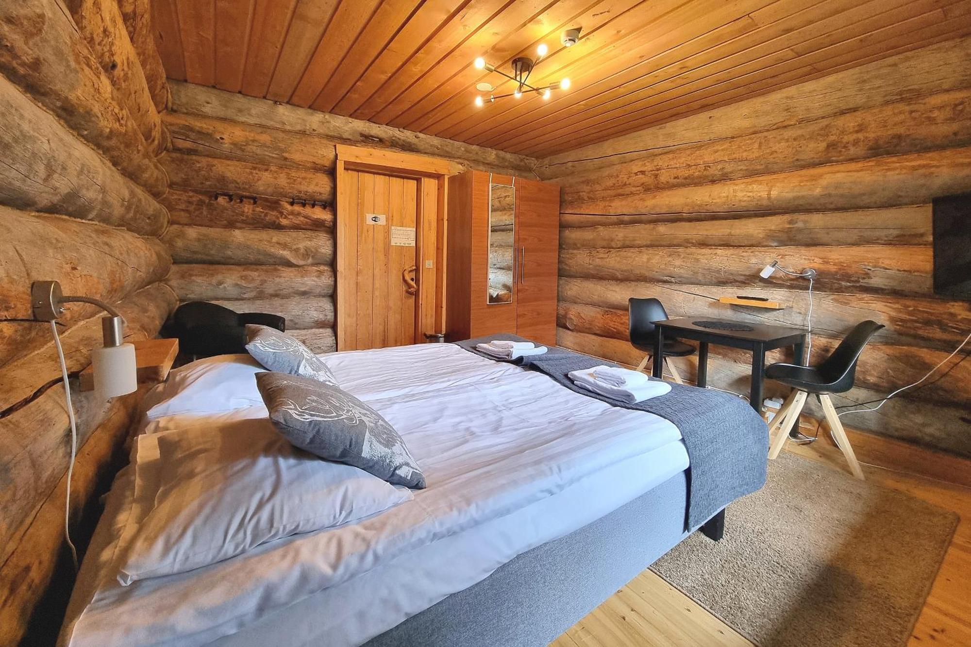 Kuukkeli Log Houses Aurora Resort Saariselka Bilik gambar